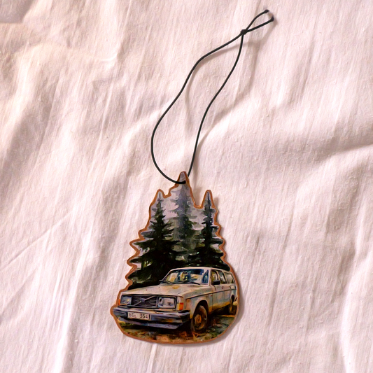 1. Doftgran "Totalbarrad Volvo 245"
